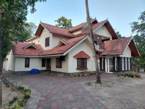 SARAS HOME ALAPPUZHA BEACH